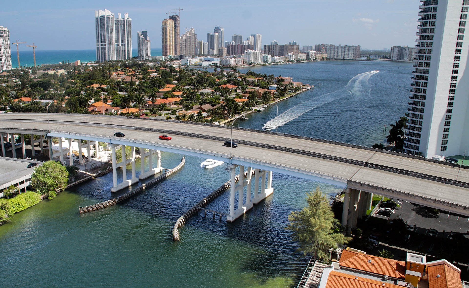 miami-beach-674068_1920-jpg