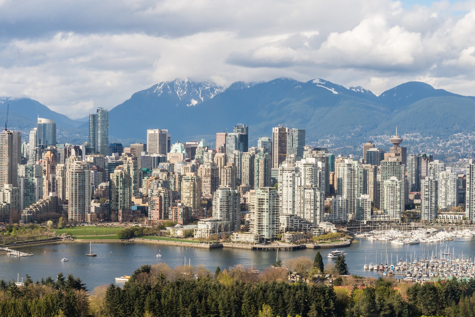 vancouver-4585887_1920-jpg