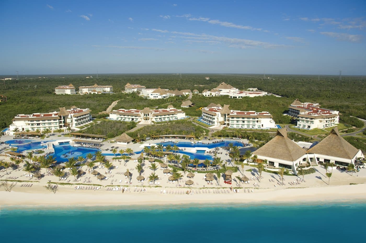 bluebay-grand-esmeralda-1-2