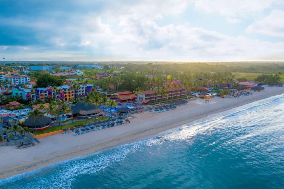 grand-decameron-complex-bucerias-2-2
